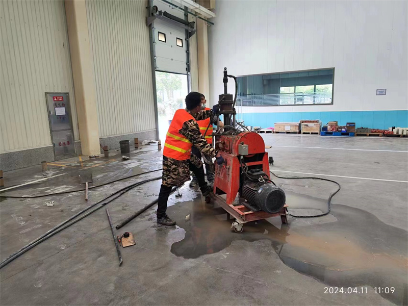 紫云厂房地面下沉塌陷注浆加固施工